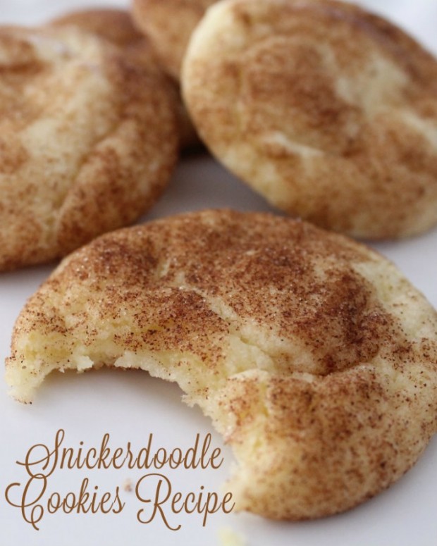 All-Time-Favorite-Snickerdoodles-Recipe-They-always-turn-out-soft-lilluna.com-snickerdoodles-700x876