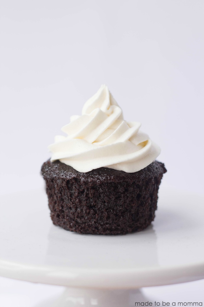 PERFECT CHOCOLATE CUPCAKE: simple, delicious and oh so chocolatey!