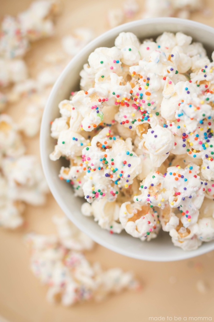 White Chocolate Party Popcorn- only three ingredients! Great for parties! Found on madetobeamomma.com