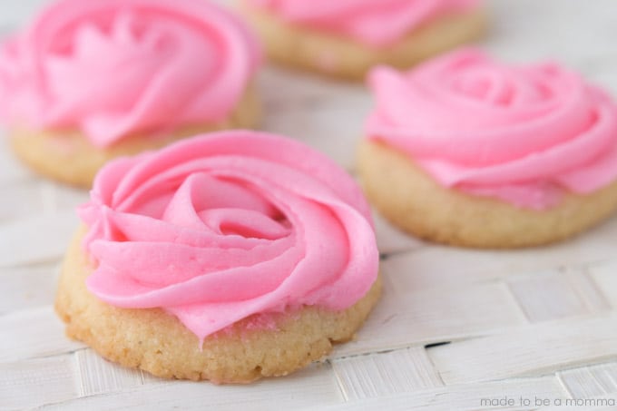 Mini Buttercream Rose Cookies