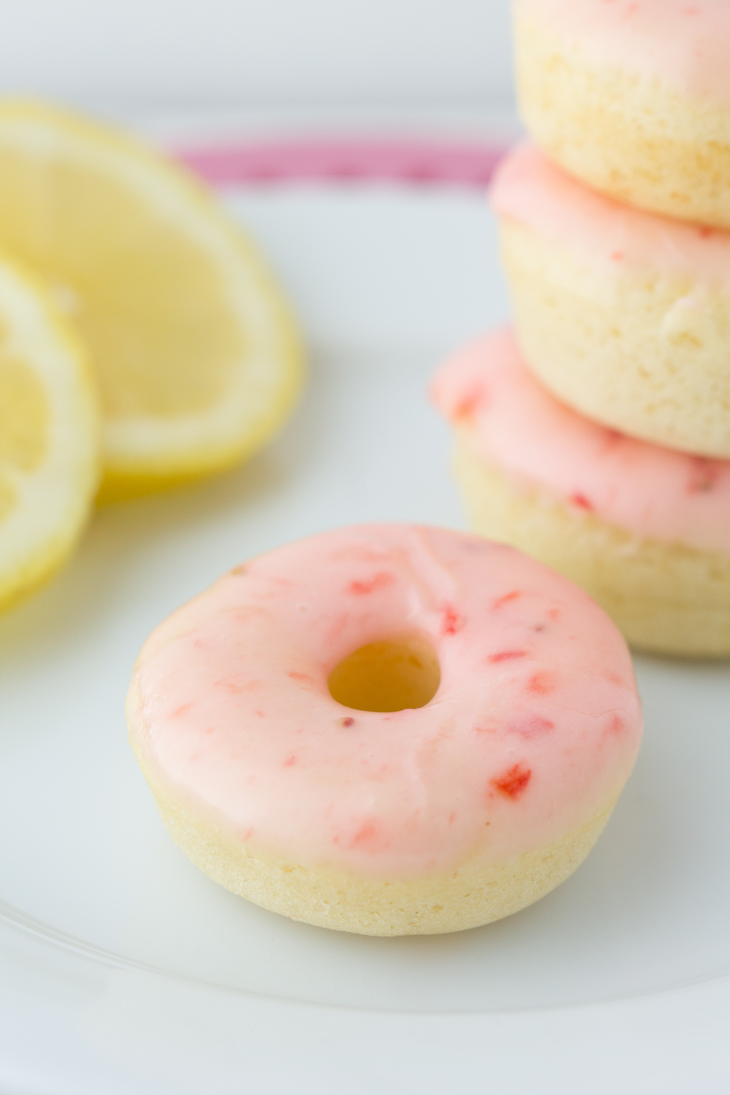 Strawberry Lemonade Mini Donuts-6