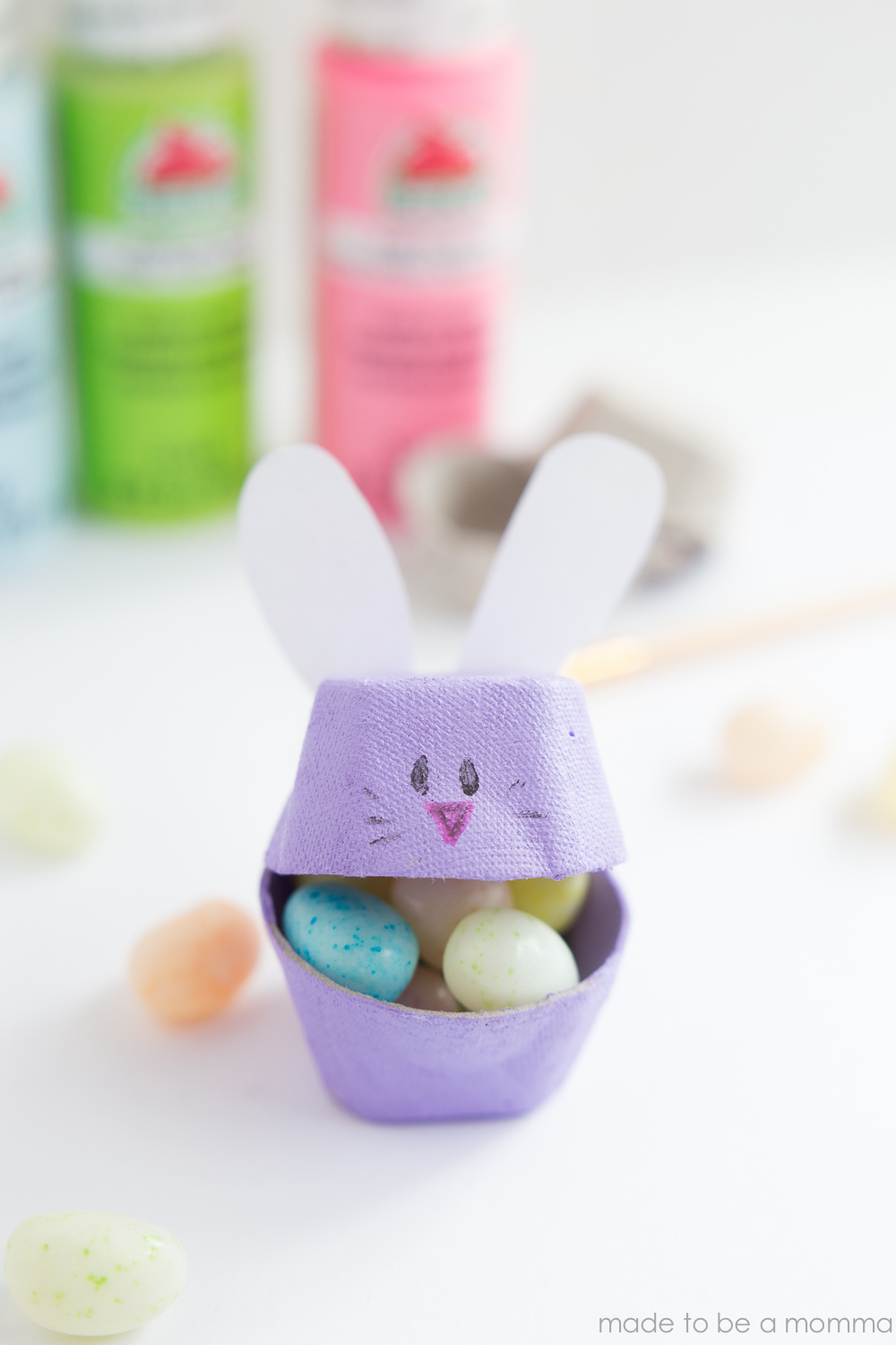 Egg Carton Bunny: a great Easter craft to do with your kids and their friends.