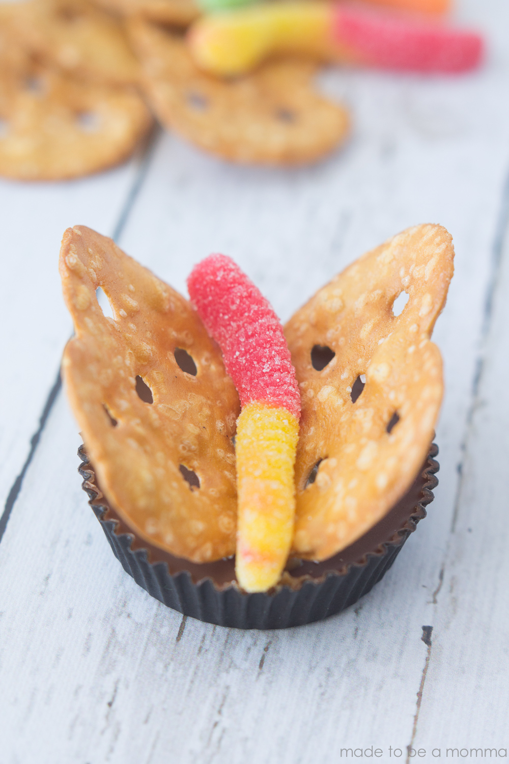 Peanut Butter Cup Butterflies are the perfect kids treats to welcome spring! 