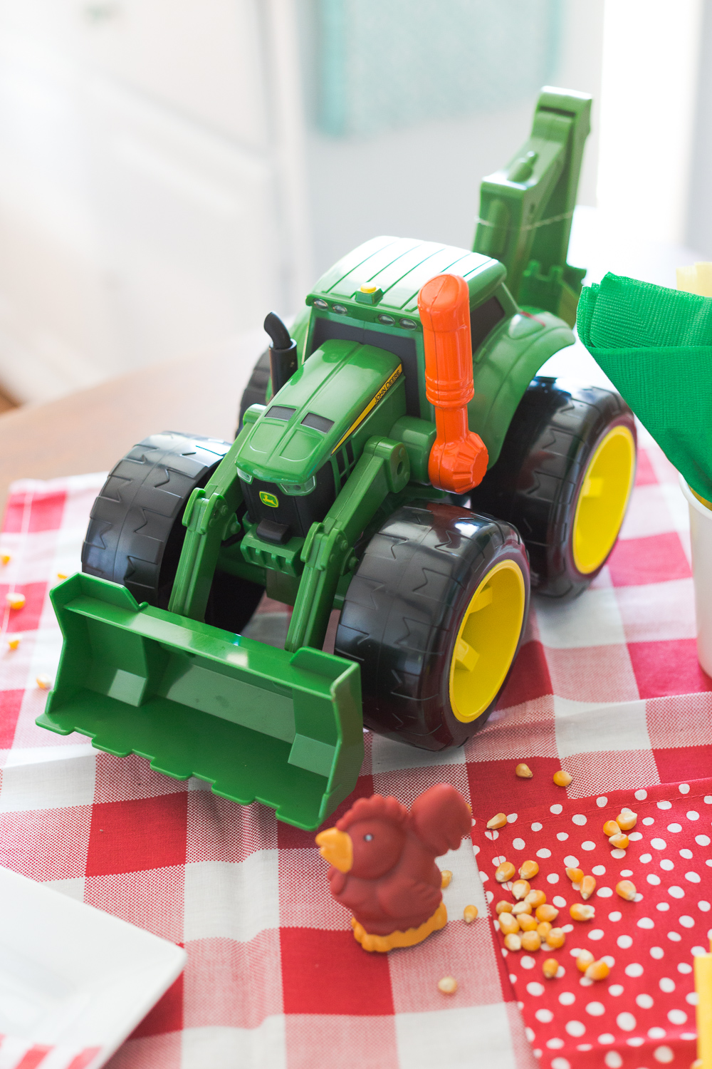John Deere Farmers Party: a farm party any tractor loving child will enjoy! Tractors, farm animals, snacks and more!