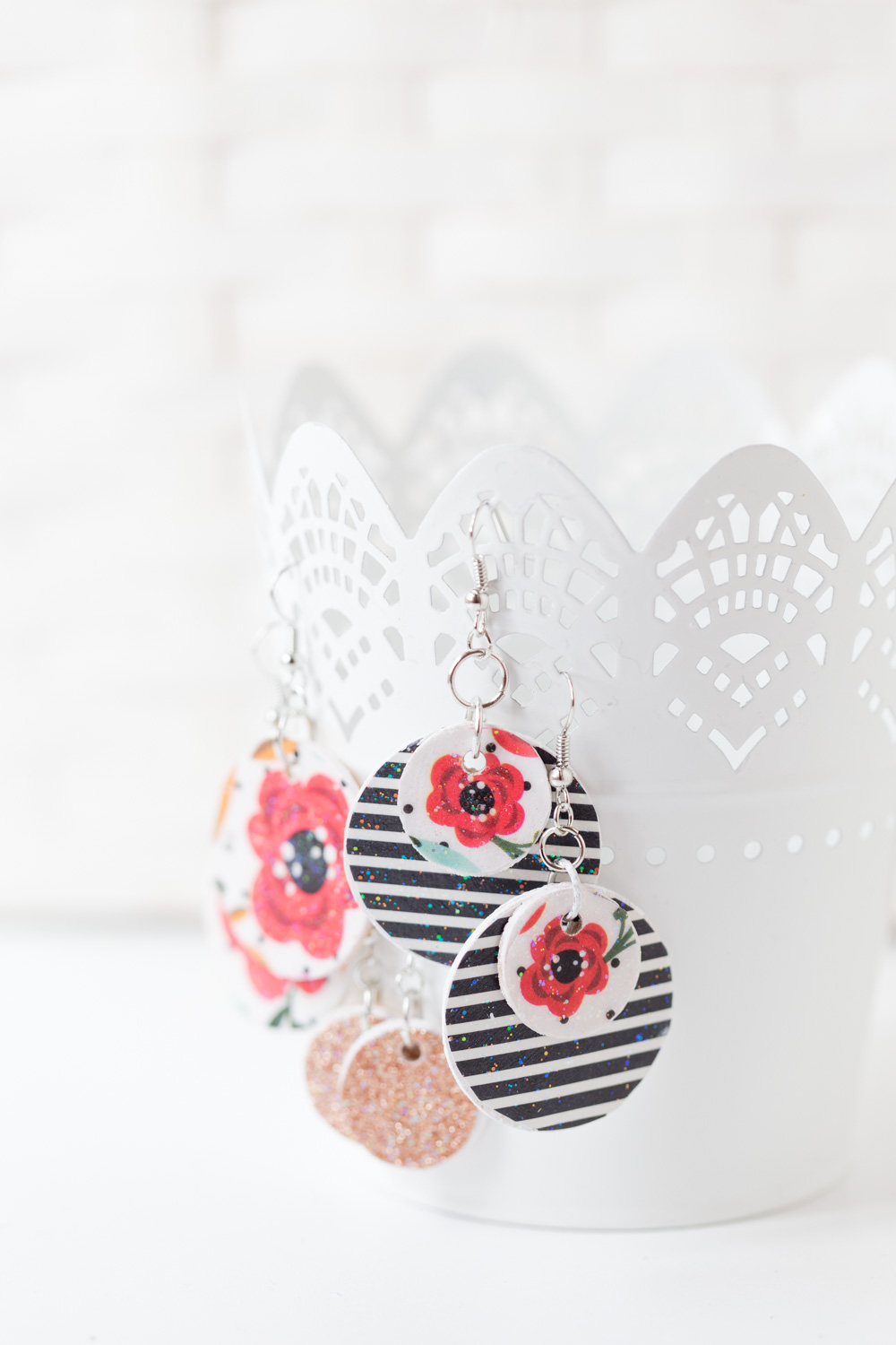 These Floral Wooden Mod Podge Earrings are a fun a simple craft idea that you can wear to match any style! They are great for craft groups, parties and gifts! 
