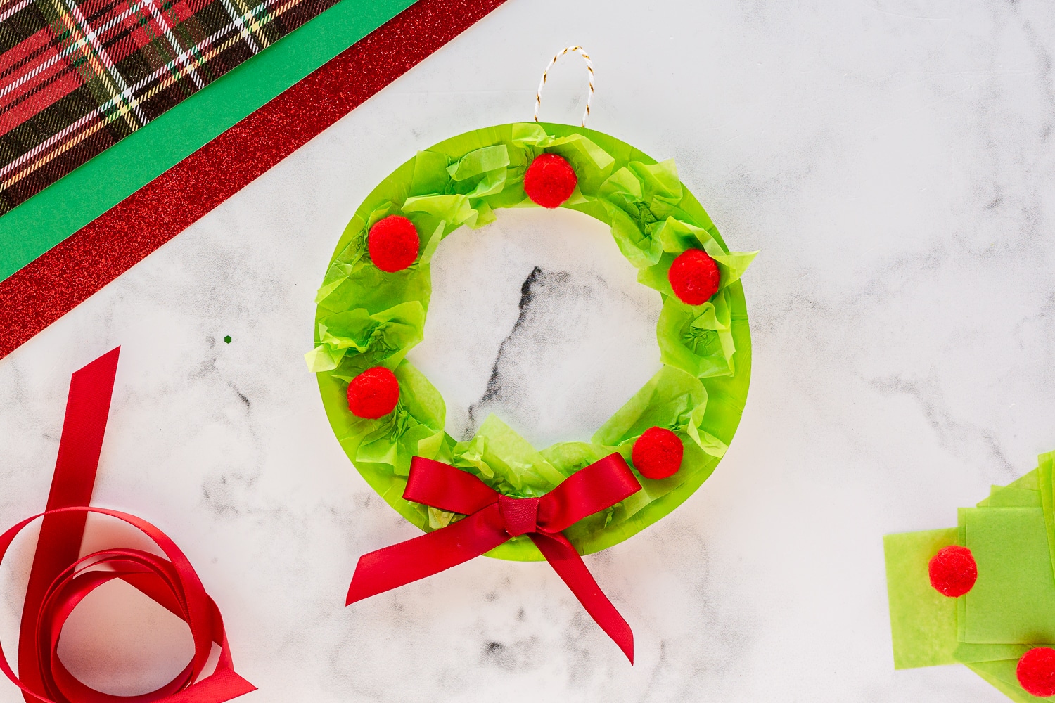 finished paper plate Christmas wreath