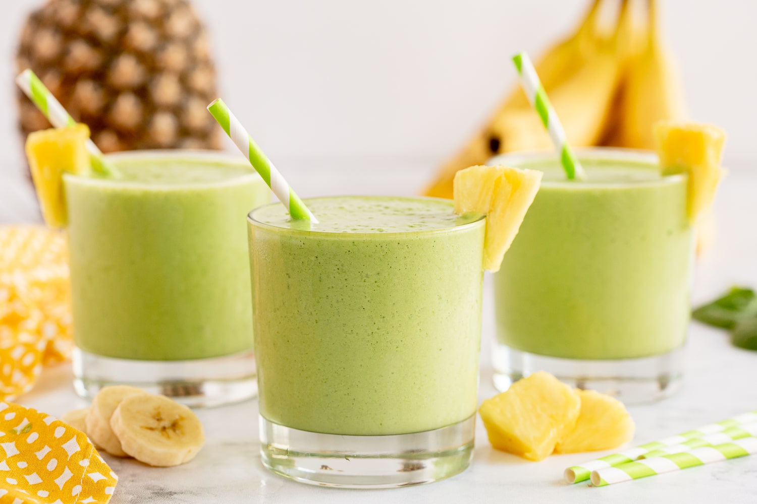 Easy Pineapple Green Smoothie