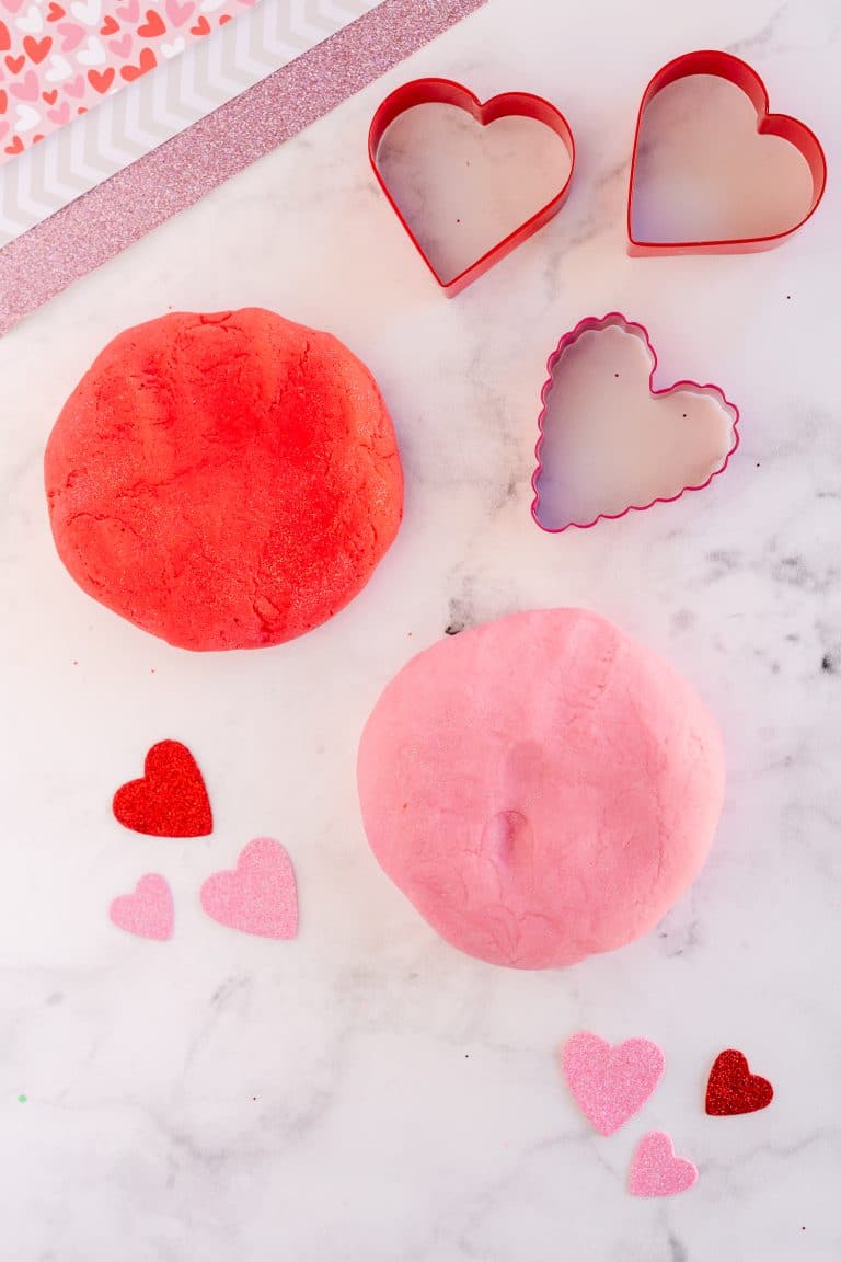 Strawberry Playdough (Plus Valentine’s Day Tags!)