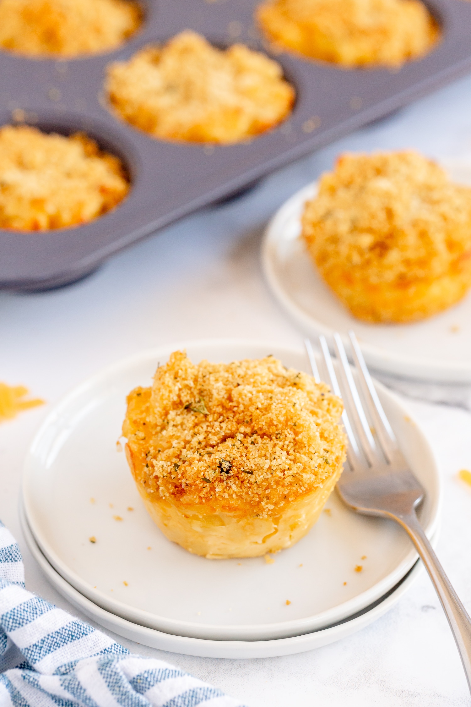 Delicious Baked Mac & Cheese Cups