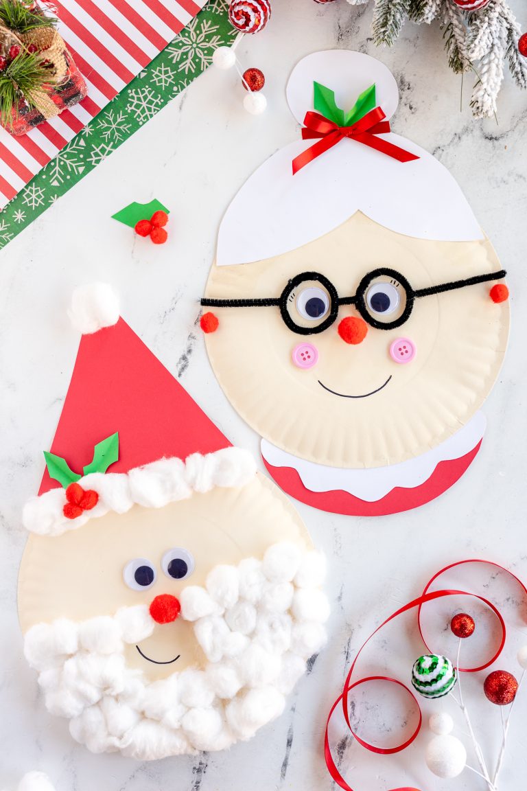 Paper Plate Santa and Mrs. Claus