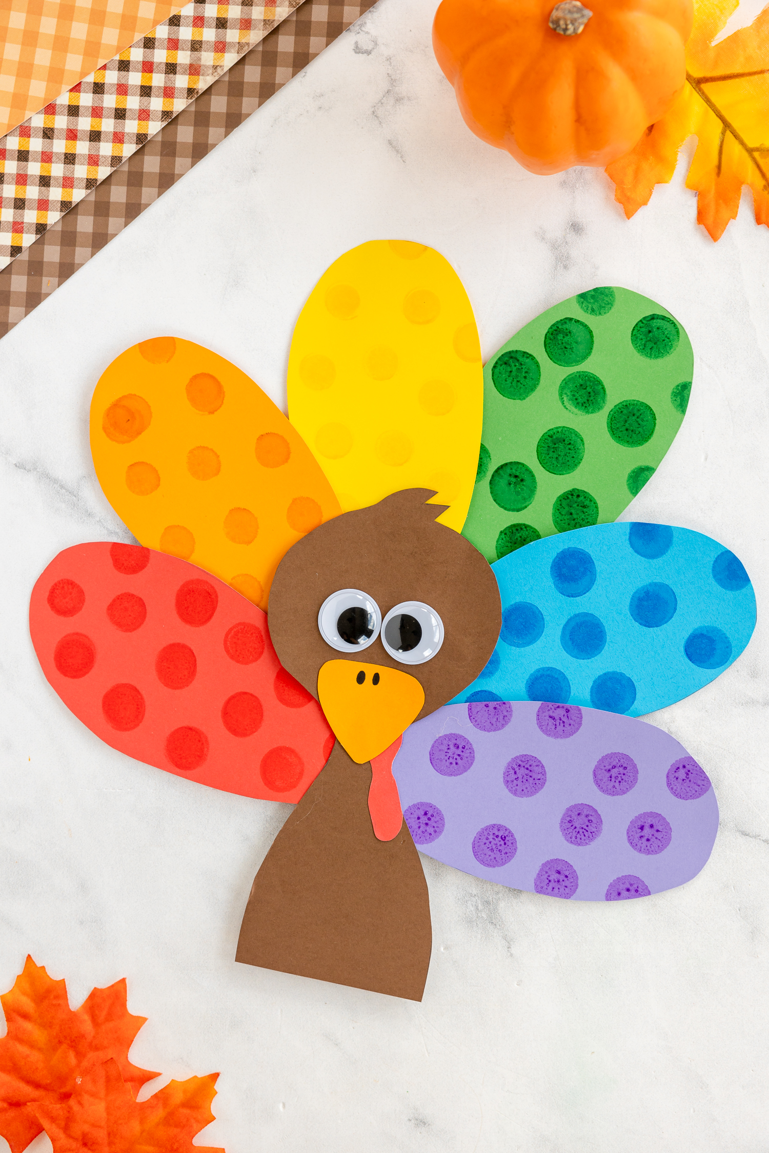 Easy Turkey Do a Dot Thanksgiving Craft for Kids